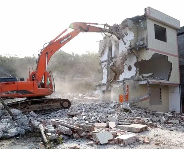 城区建筑物拆除